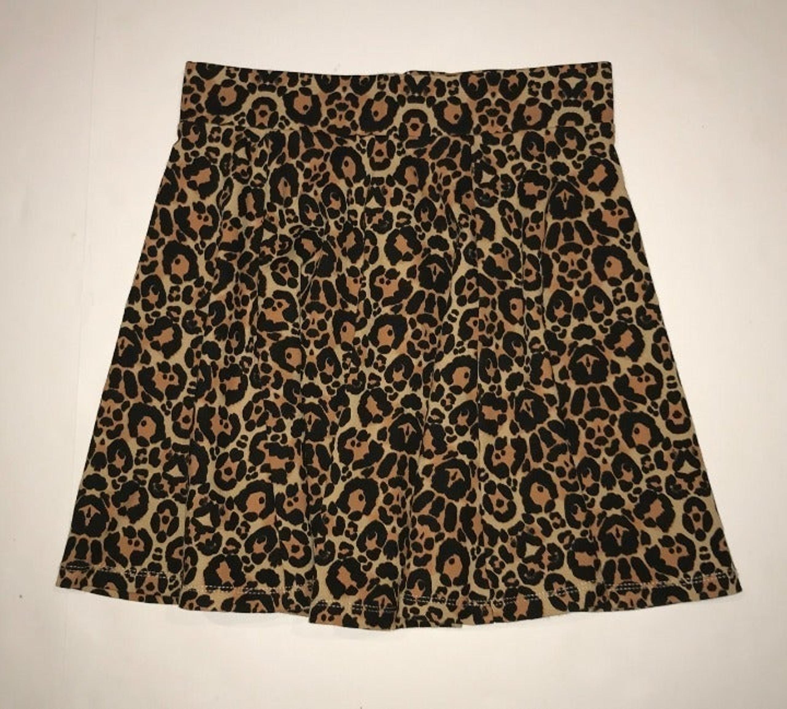H&M - DIVIDED | Women's Knee Length Cheetah Print Wrap Skirt | Size - 4 (US)