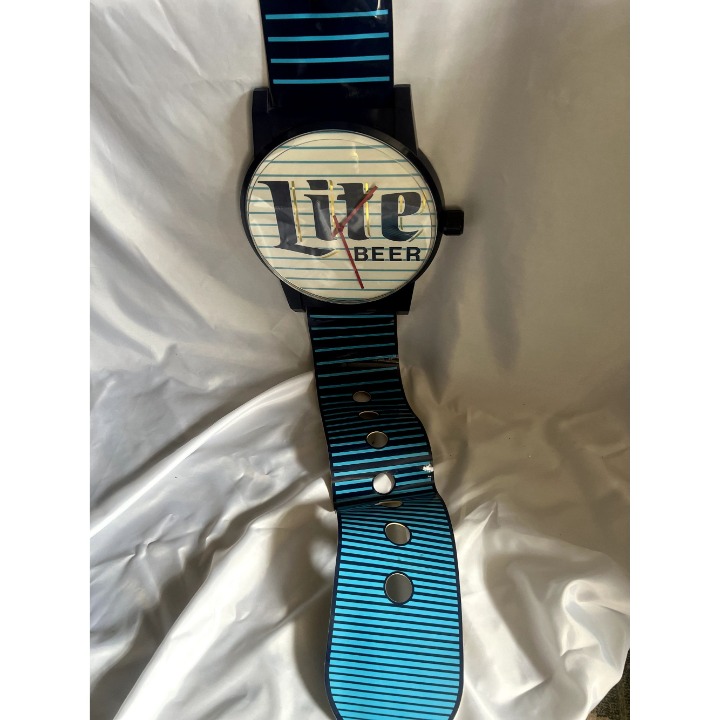 Lite beer watch shops clock