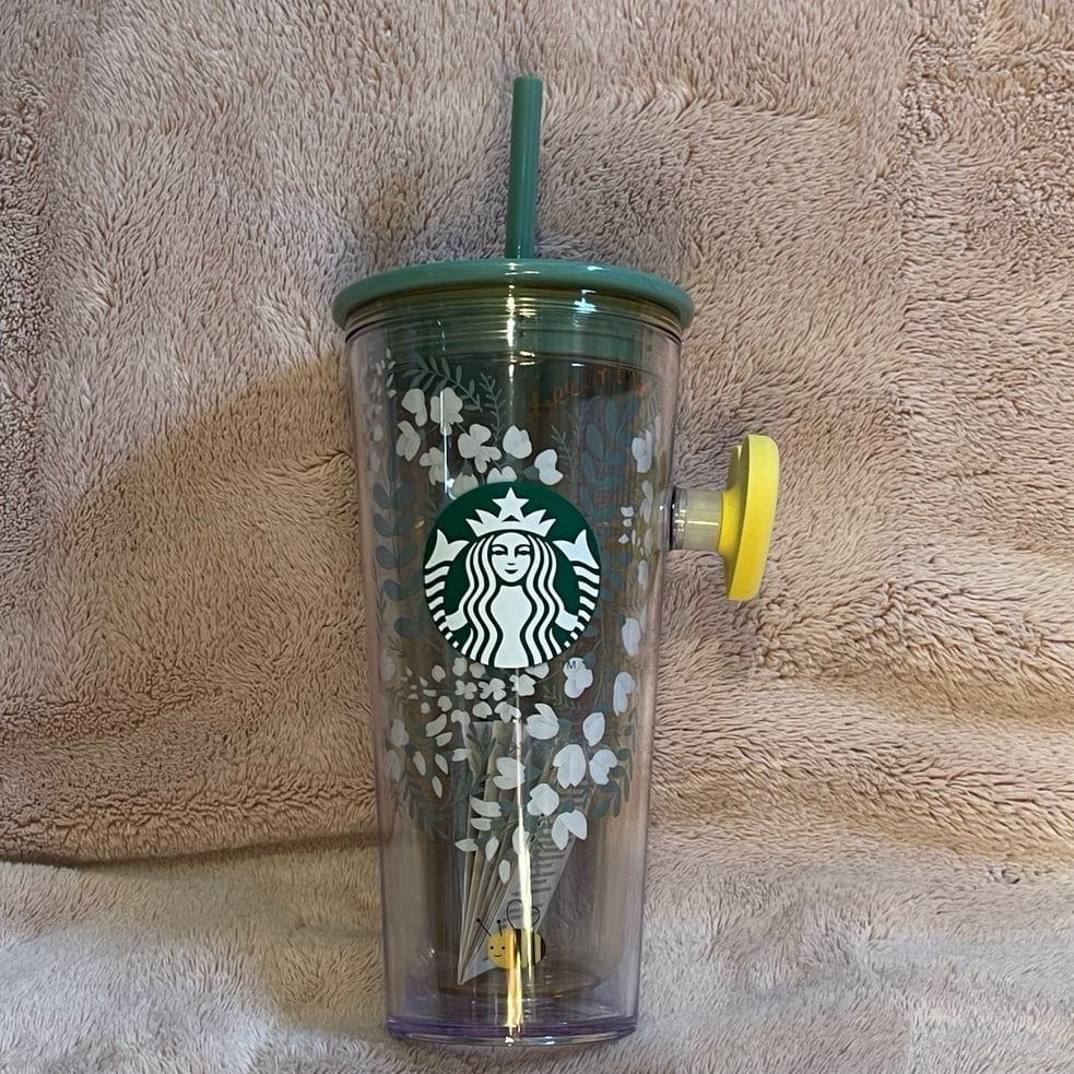 overseas Starbucks cup