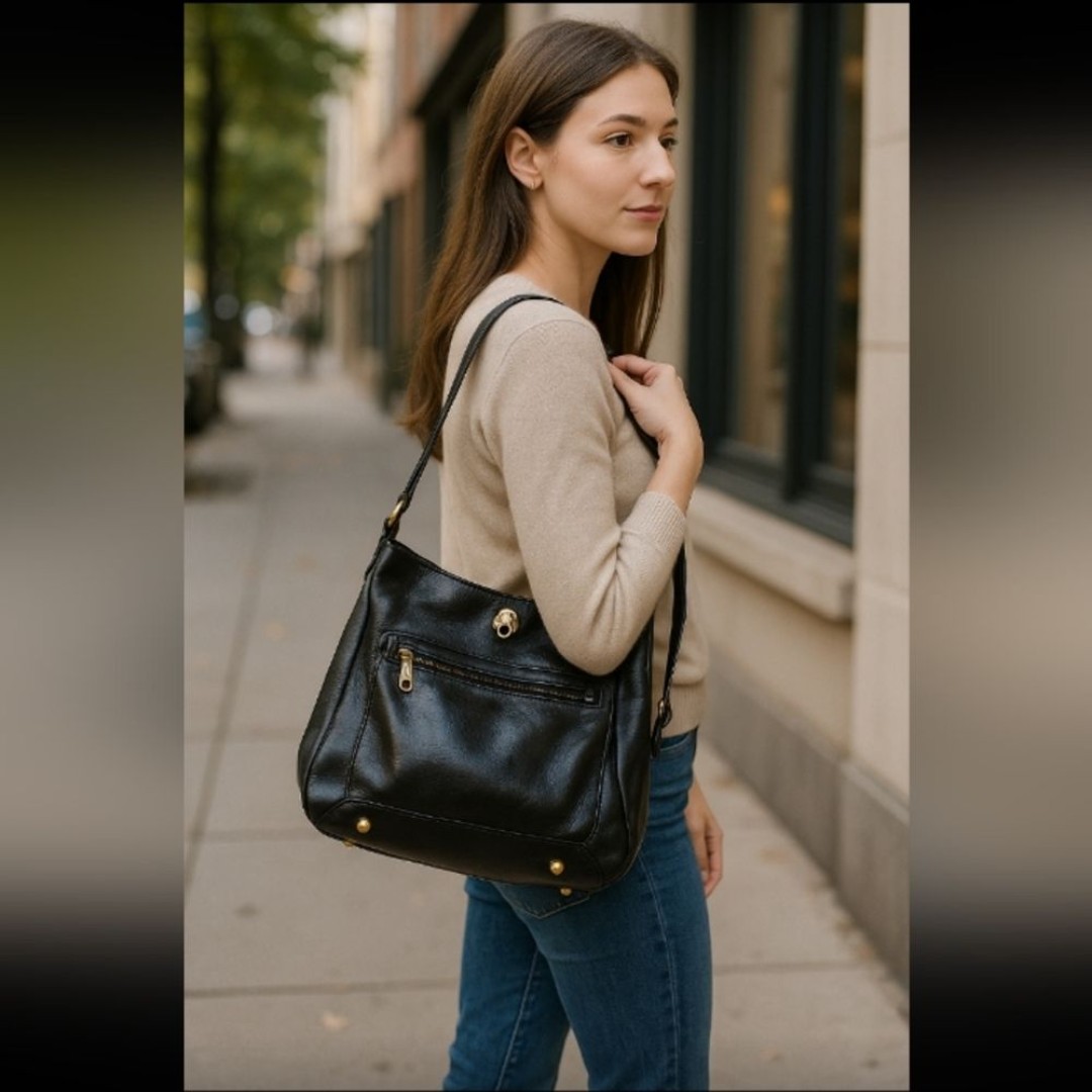 Marino Orlandi Black Leather Bucket Hand Bag – Italian Made, Gold Hardware