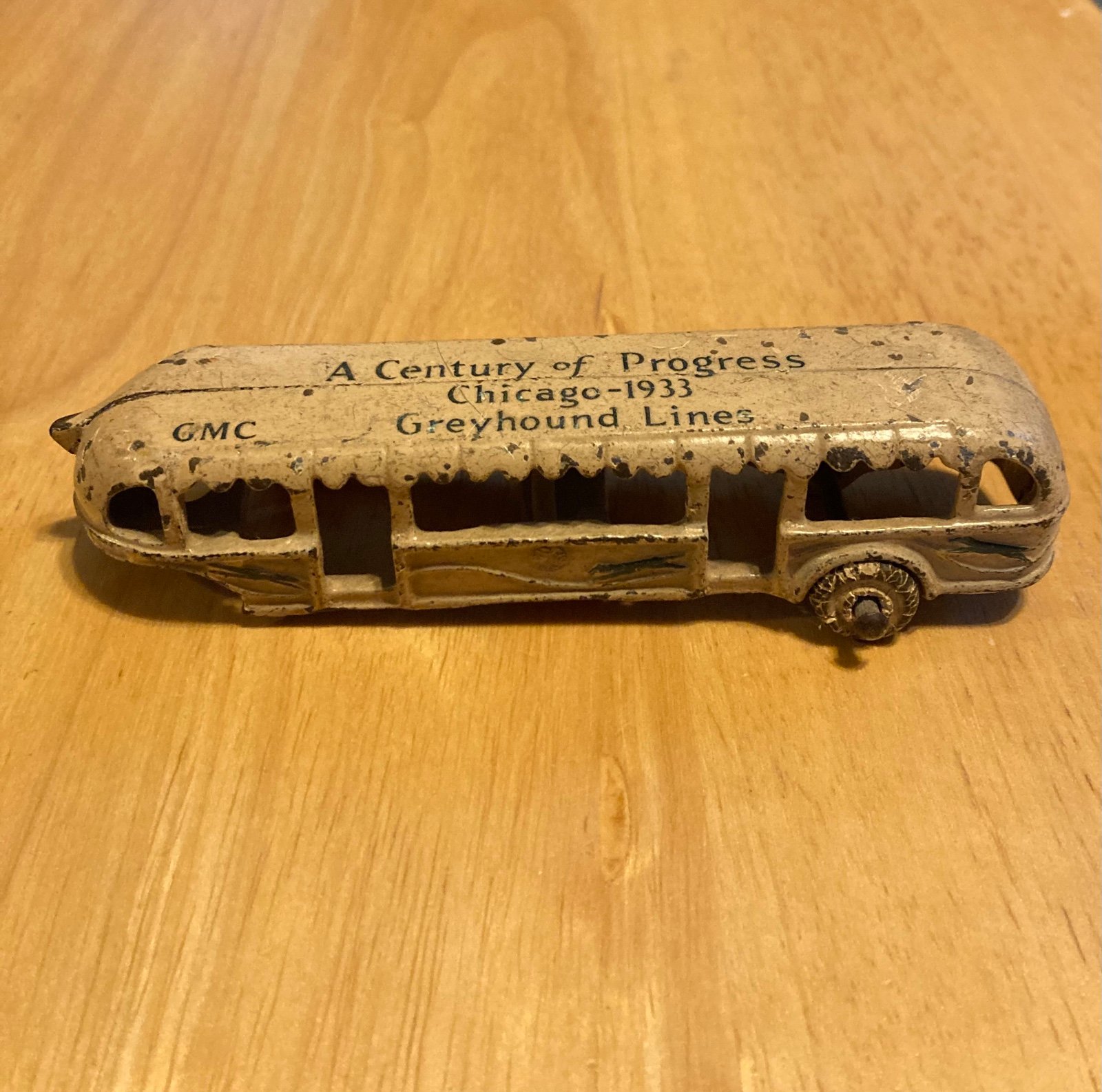 1930s Arcade Greyhound Bus Cast Iron-Ultra Rare