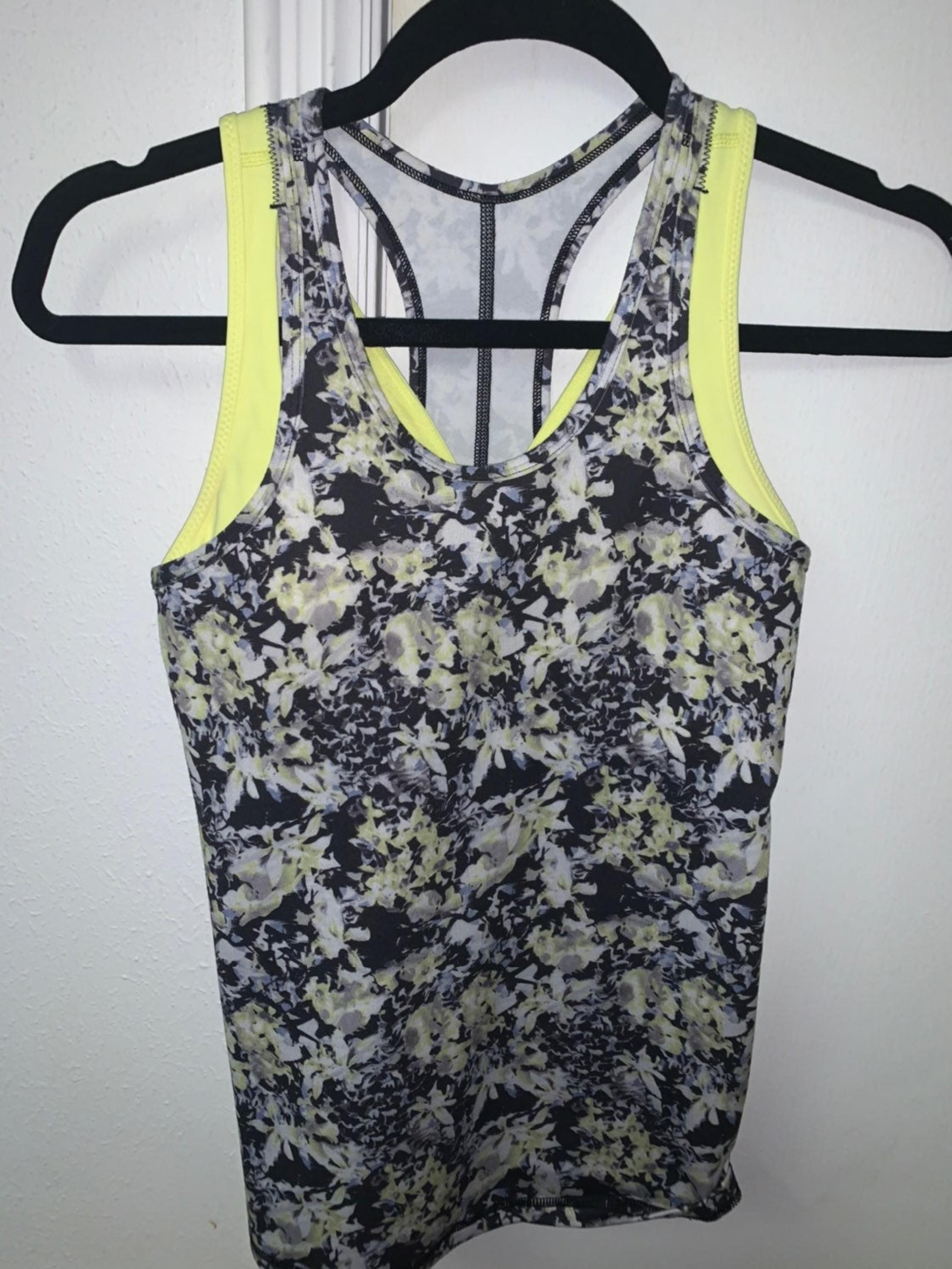lululemon tank top