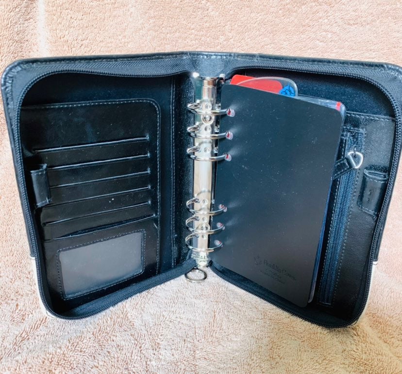 Compact Ring-bound, Zippered Binder