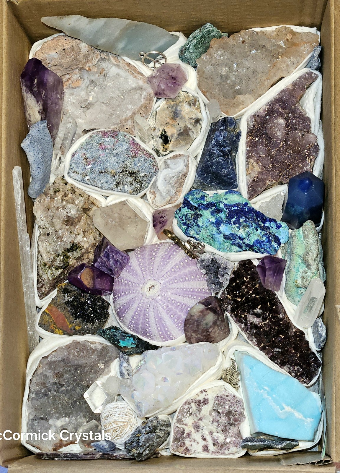 GORGEOUS!!✨️CRYSTAL & MINERAL BOX✨️