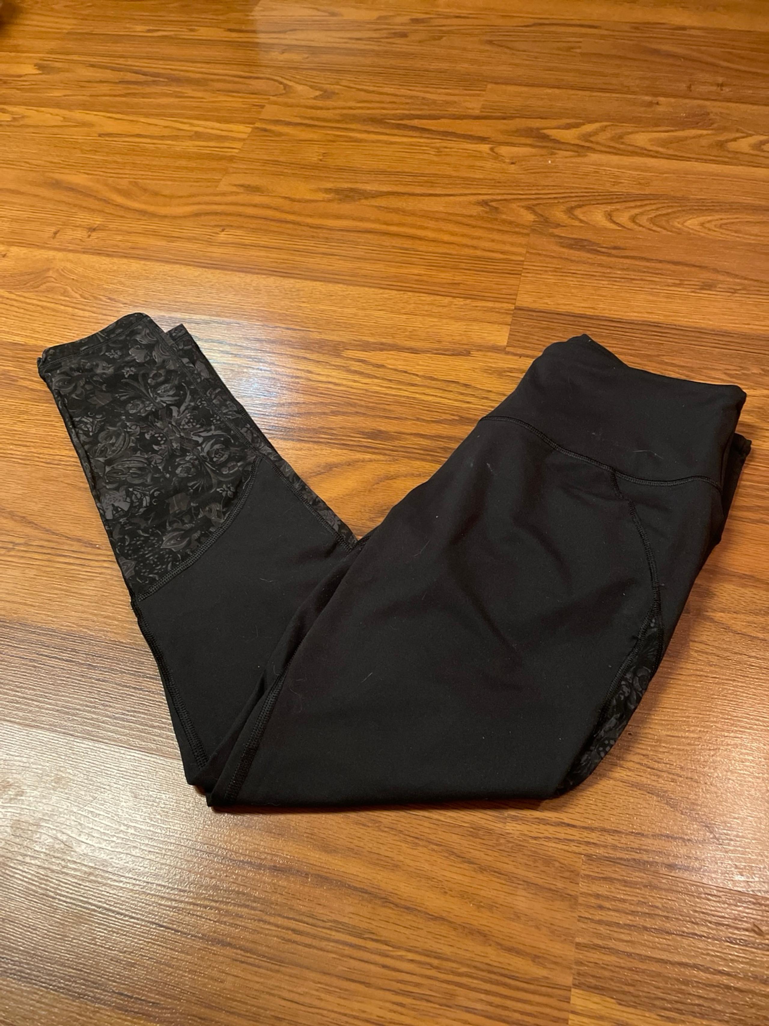 Victoria’s Secret Sport Leggings Medium