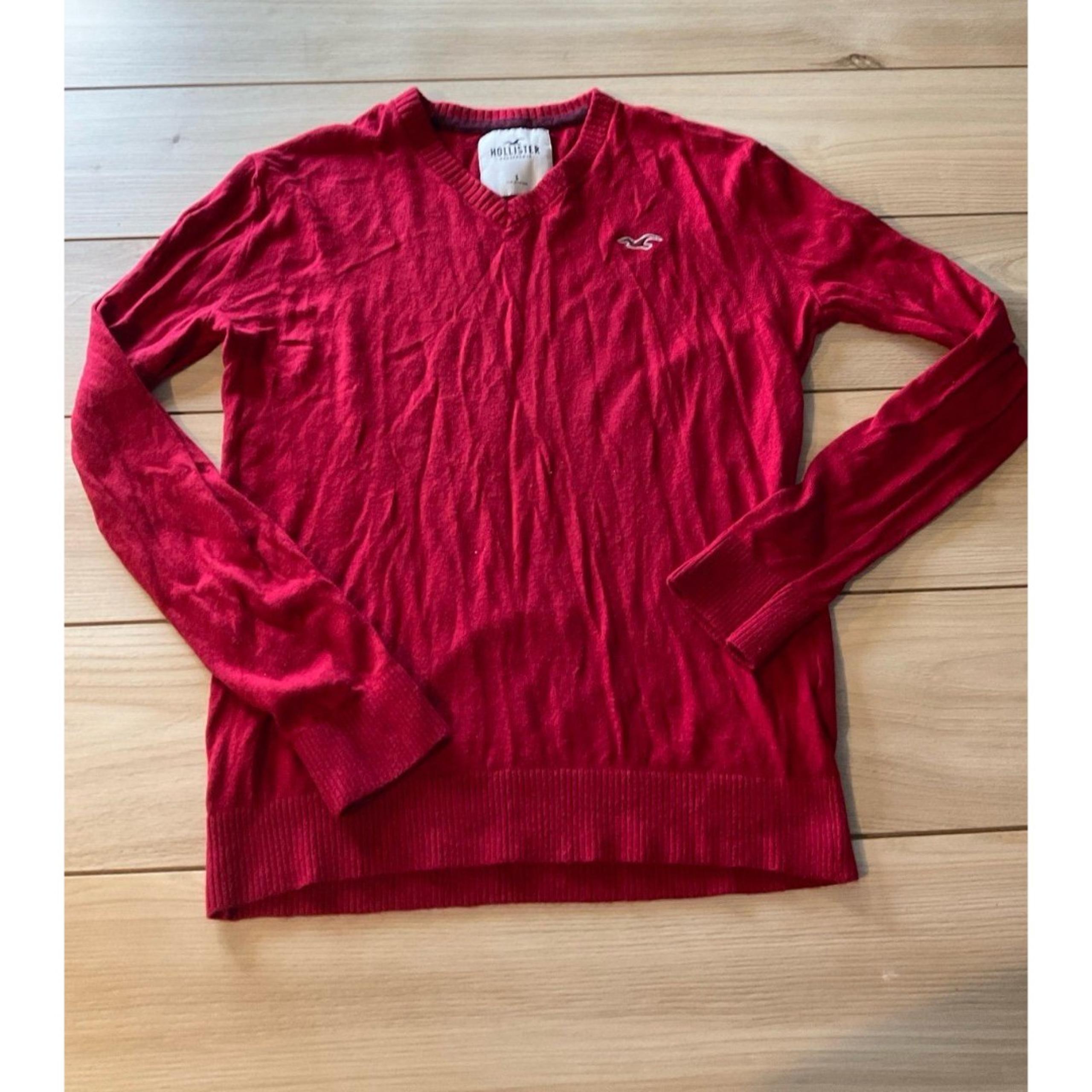 Hollister Men’s Small Red V-Neck Sweater Long Sleeve Embroidered Logo Casual Pul