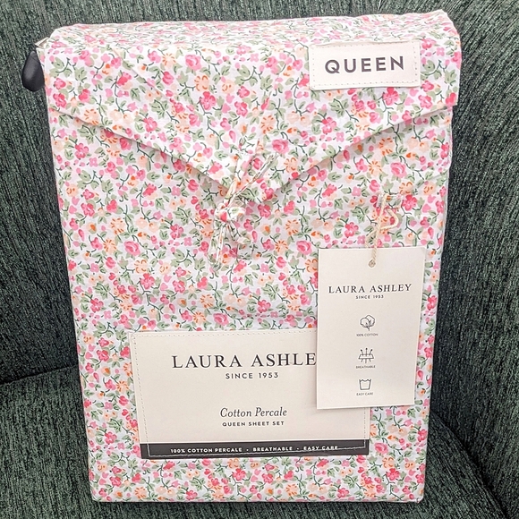 New LAURA ASHLEY Queen Cotton Percale Floral Sheet Set!