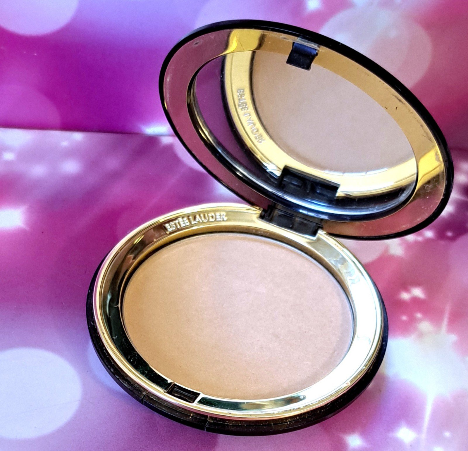 FULL SIZE .4 oz. Estee Lauder Lucidity Translucent Pressed Powder 03 Medium