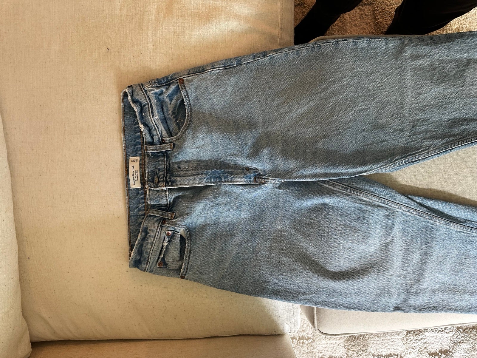 Abercrombie and Fitch 90s Slim Straight Ultra High Rise Jeans