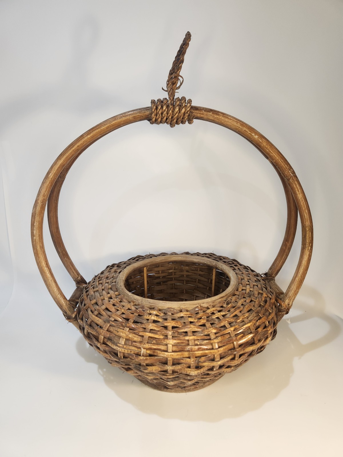 Basket Vintage Hand Made Round Wicker Basket With Handle and Hanging Loop Large