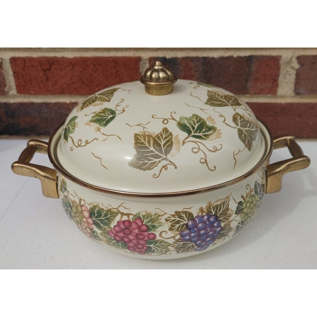 MCM CABERNET Grape Stock Pot W/lid Dutch Oven TABLETOPS UNLIM Grannycore Granny