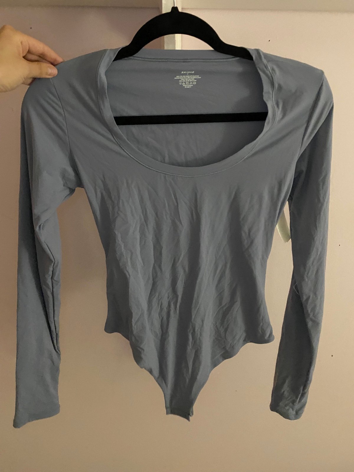 Skims LONG SLEEVE SCOOP BODYSUIT