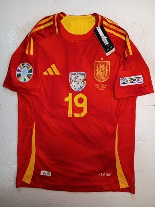 Lamine Yamal Spain 2024 Euro Final Match Slim Red Home Soccer Jersey 2024-2025