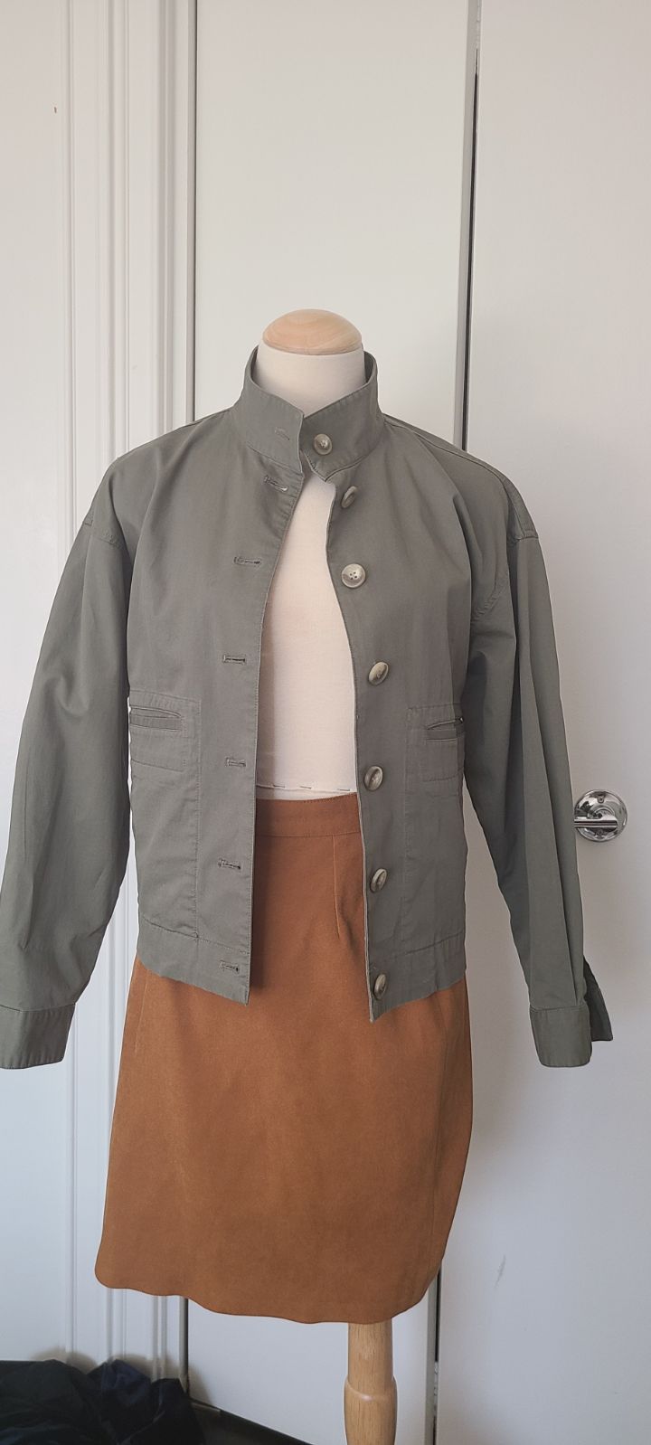Theory olive green jacket sz s