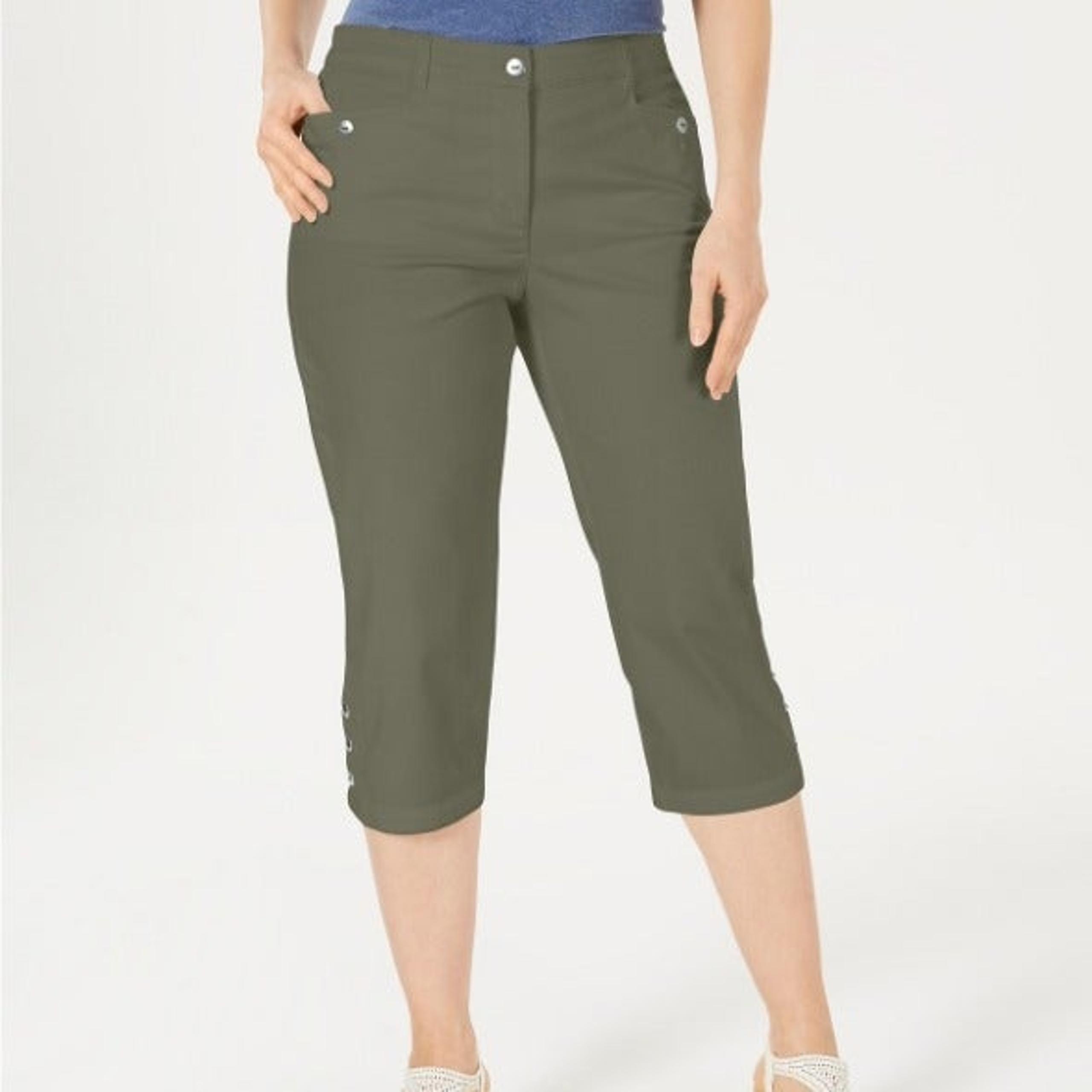 Karen Scott Button-Hem Capri Pants SZ:18