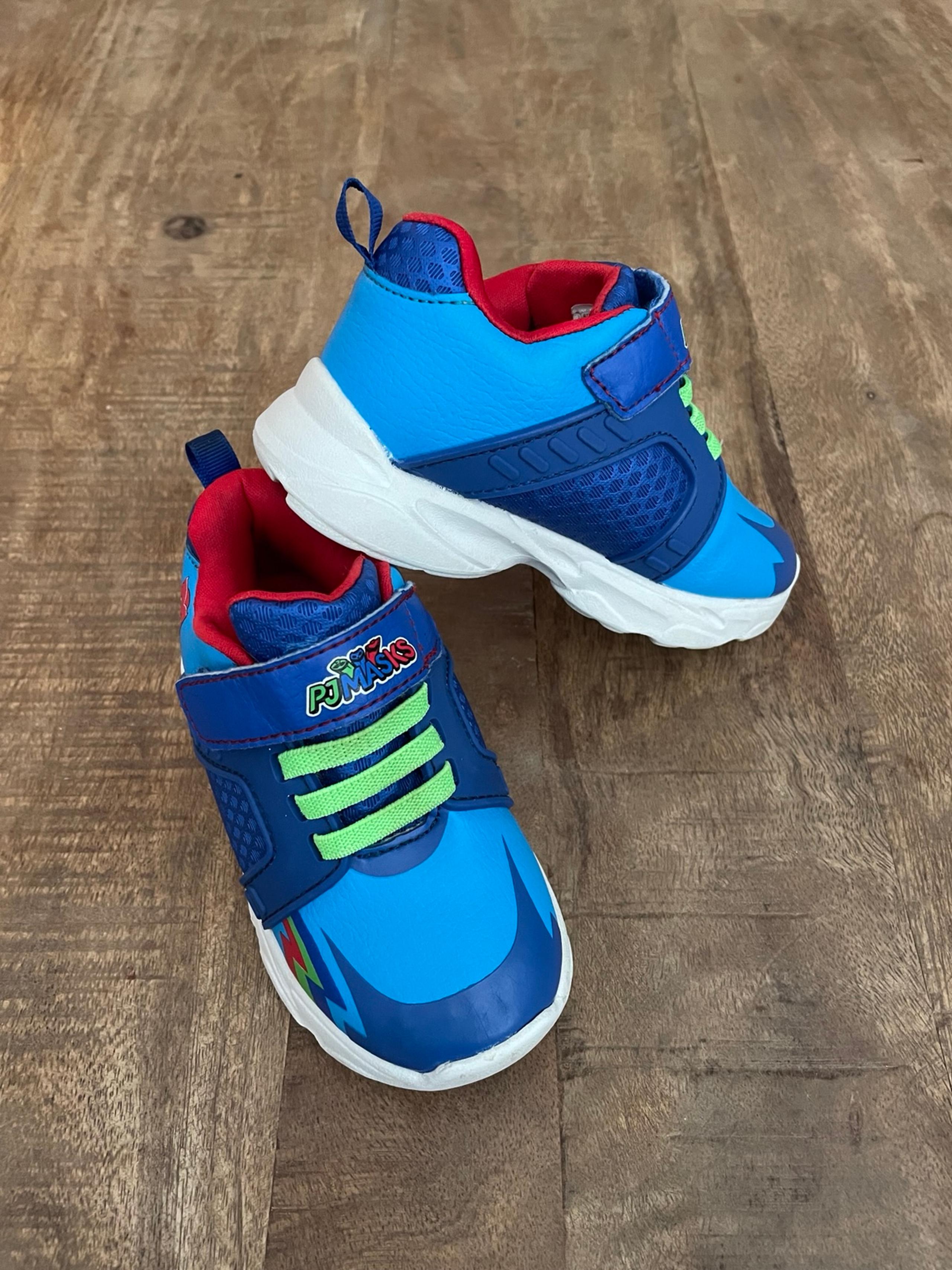 PJ Masks Light Up Athletic Sneaker Toddler Size 7