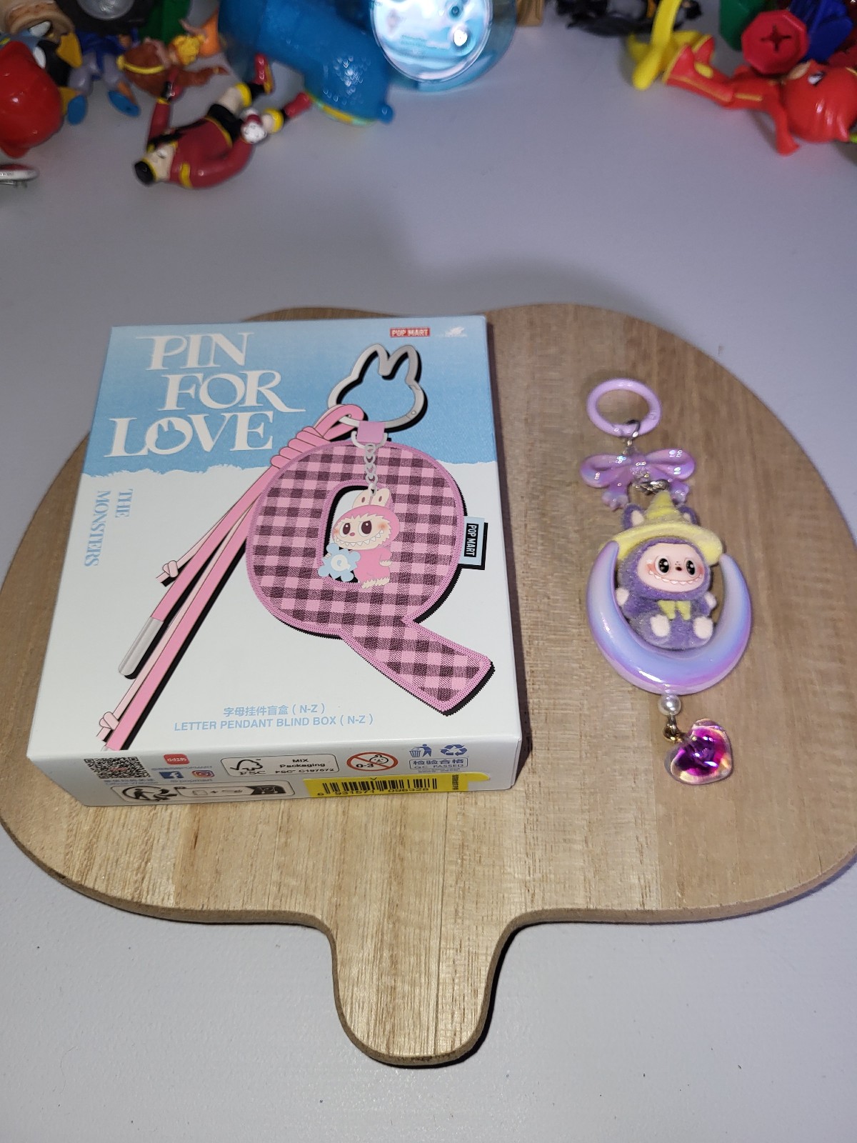 Pop Mart Labubu Pin for Love Letter Pendant Keychain Letter V & Purple Keychain