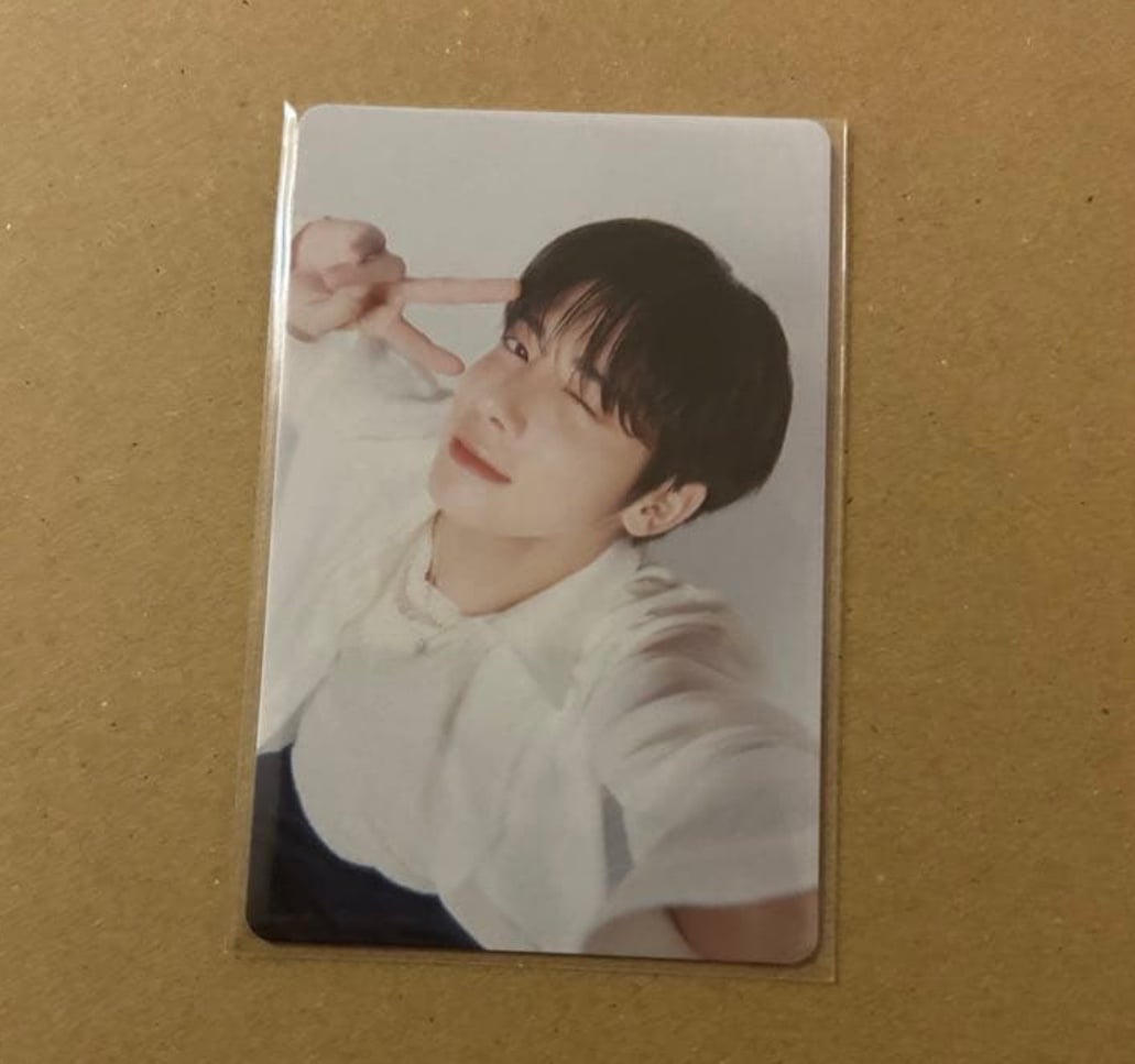 TXT tomorrow x together act tomorrow uniform photocard Taehyun