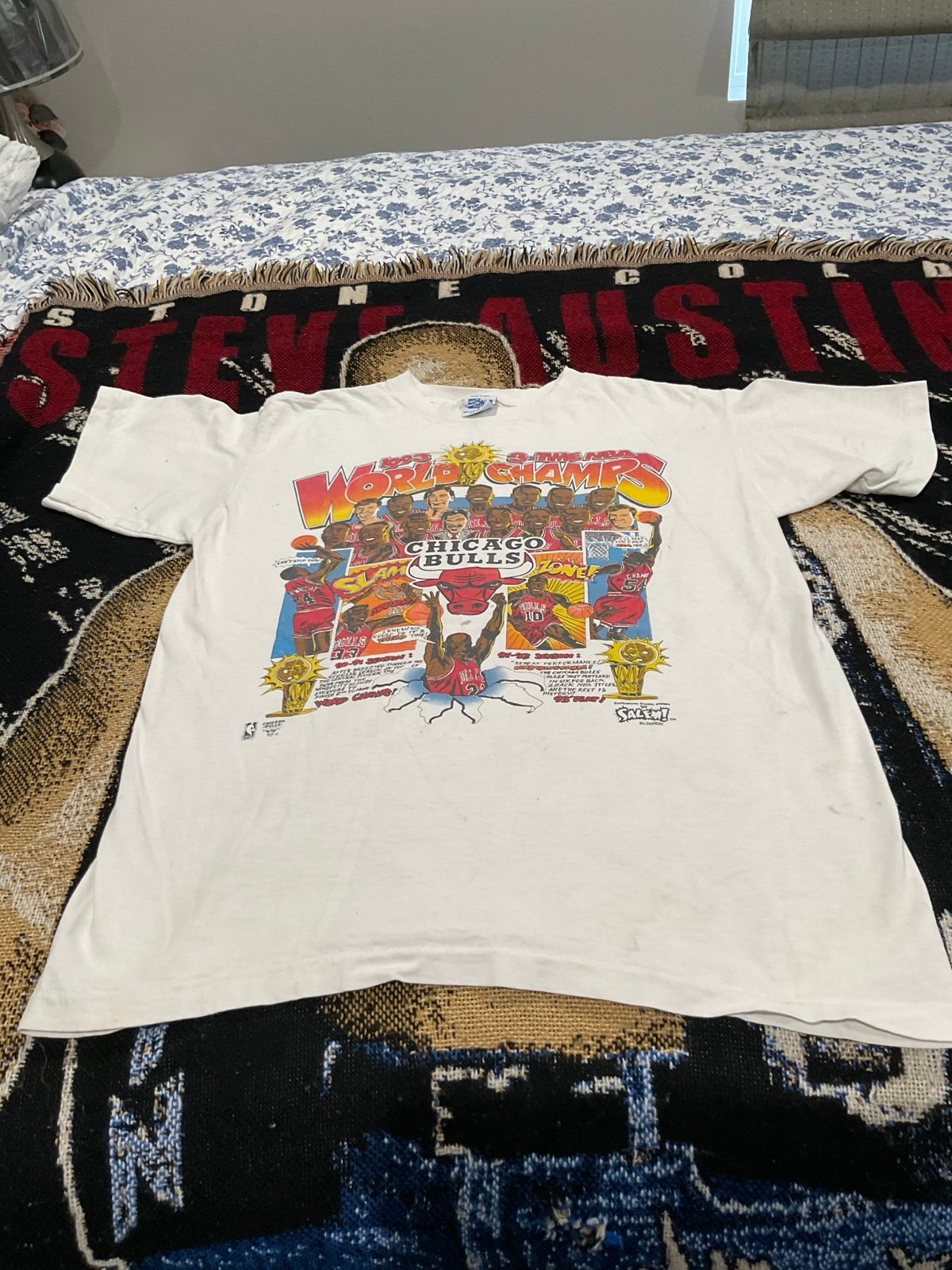 Vintage vintage, Chicago Bulls Salem sportswear, large caricature shirt