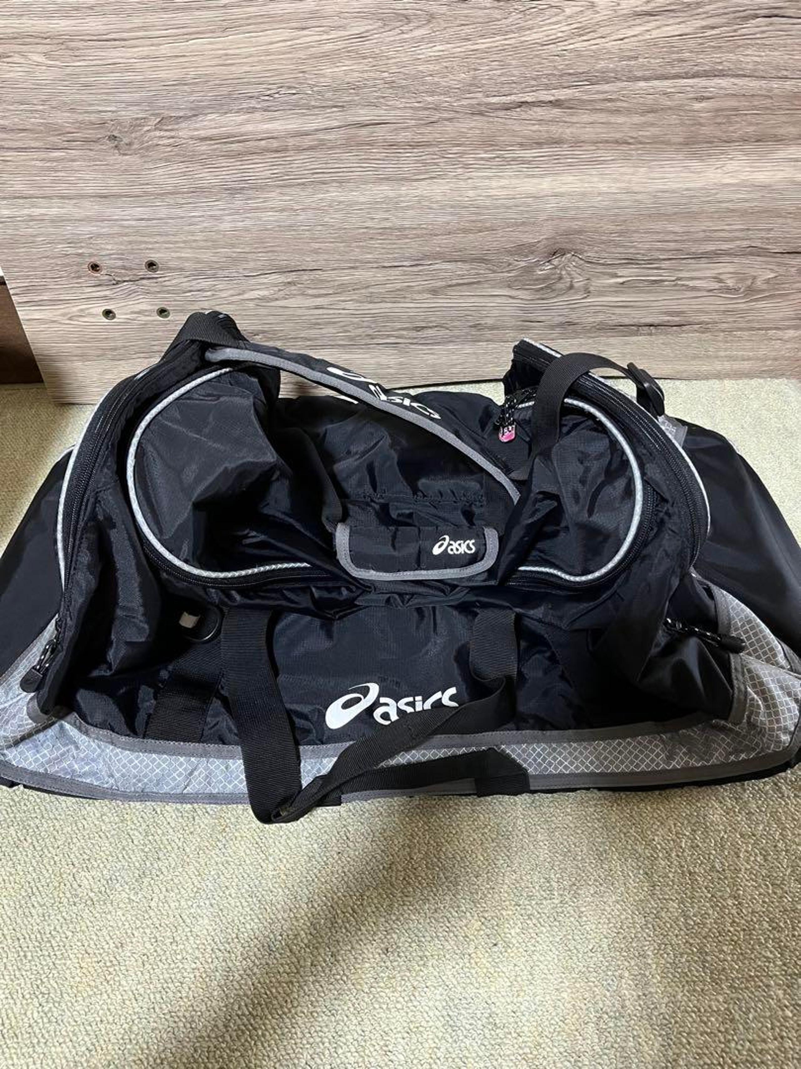 Boston bag, black - ASICS