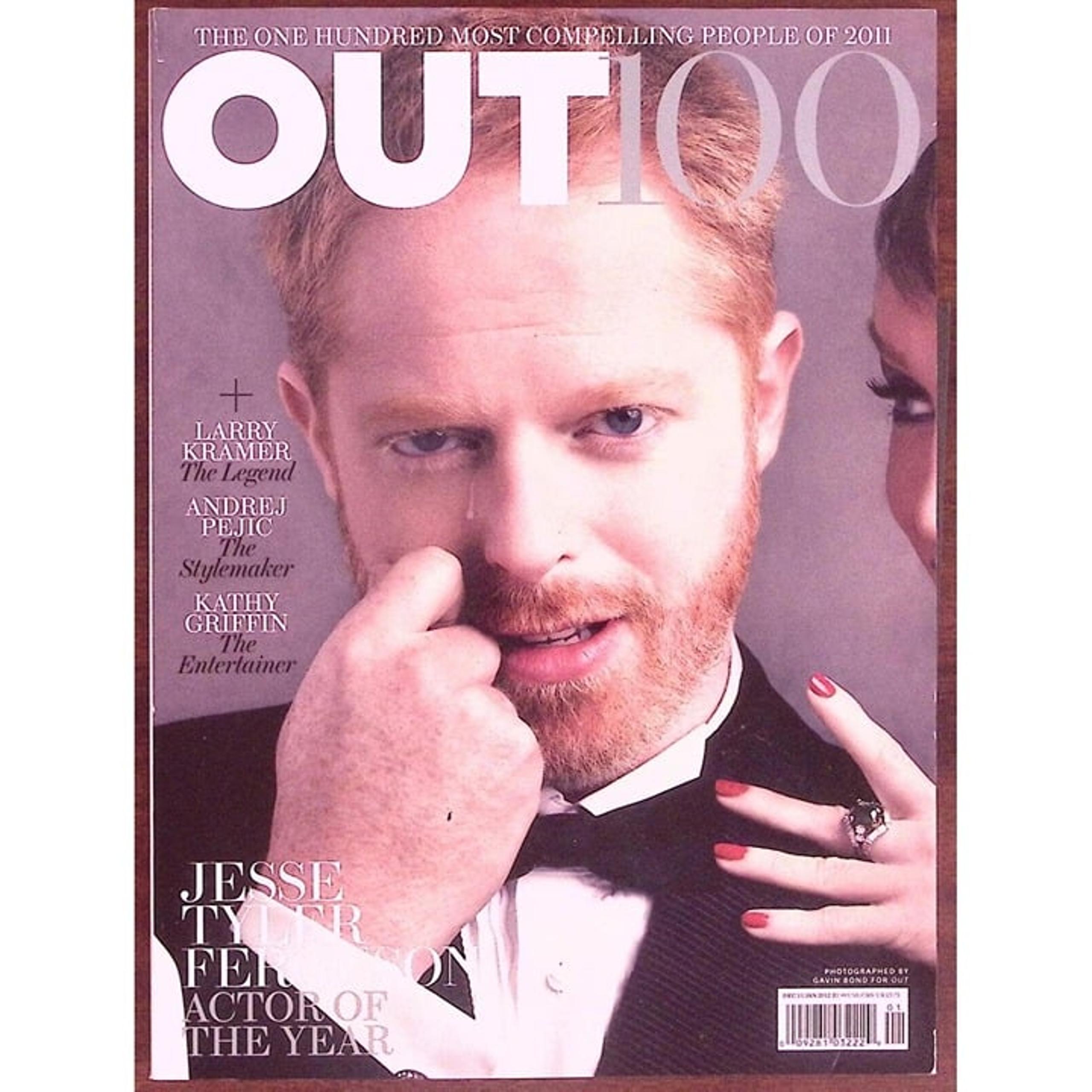 JESSE TYLER FERGUSON OUT MAGAZINE 2012 DEC LGBTQ FASHION LIFESTYLE W119