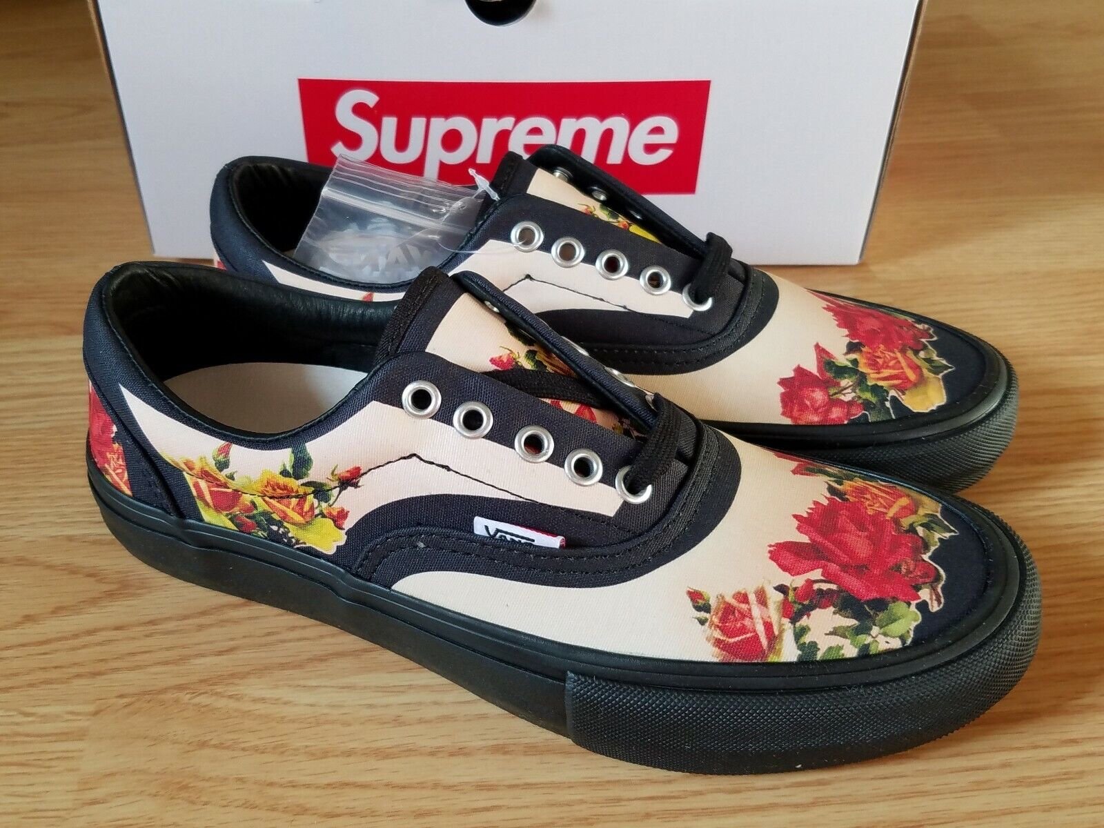 Suprmeme JPG Vans