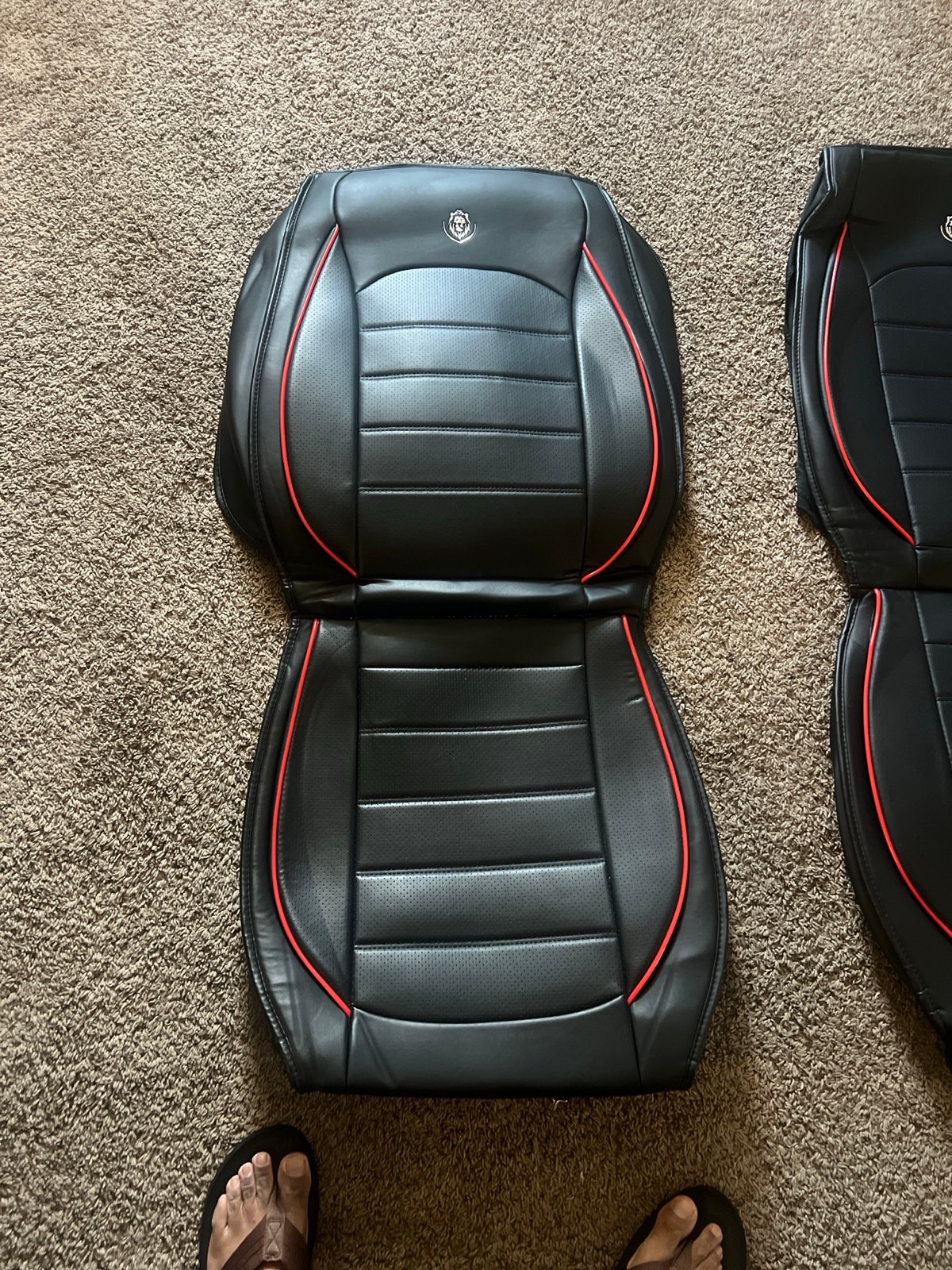 Car Seat covers, fits 2009-2025 Chevy Traverse. Faux leather, no airbag interfer