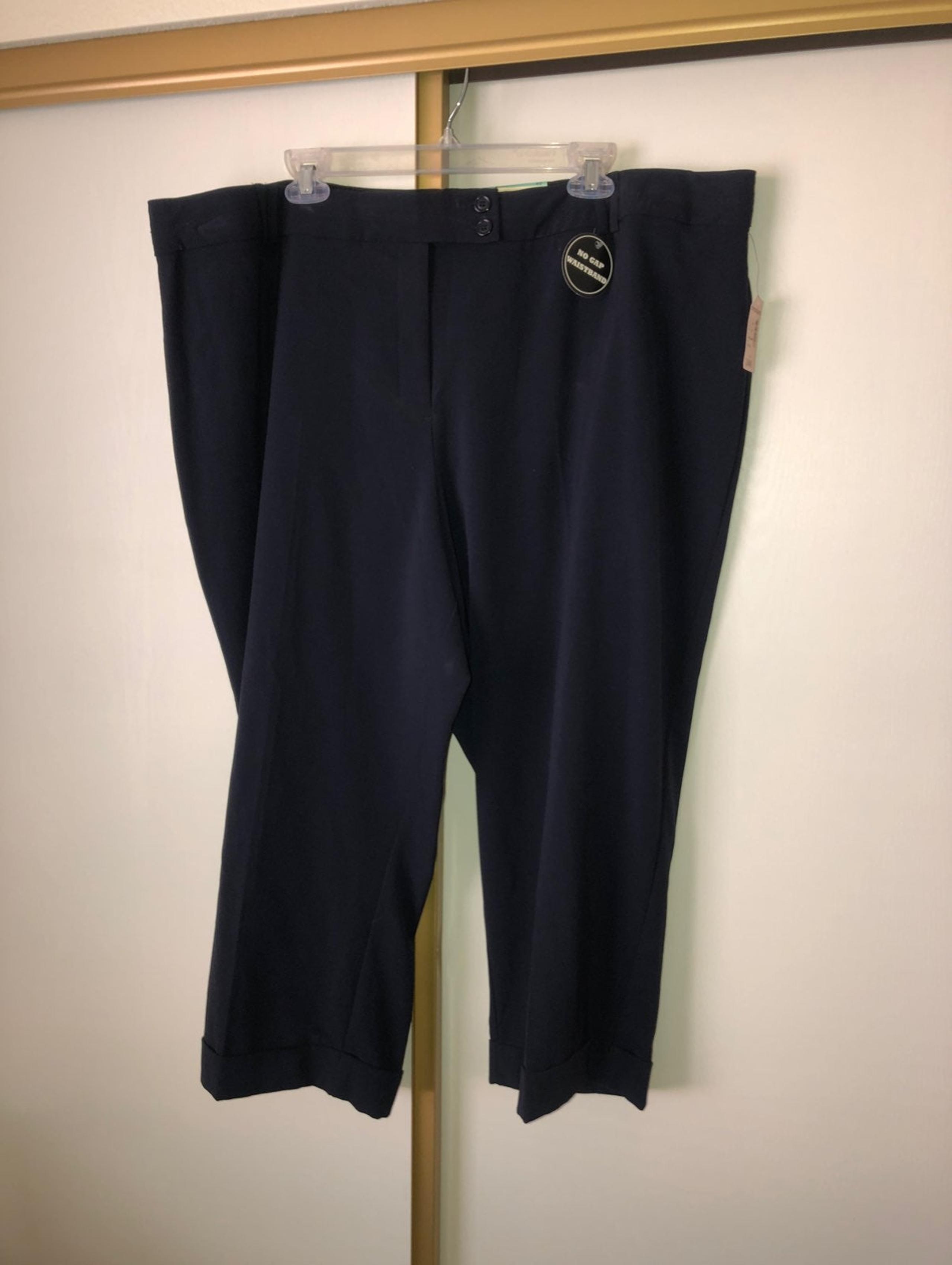 Plus Sise Capri Dress Pants
