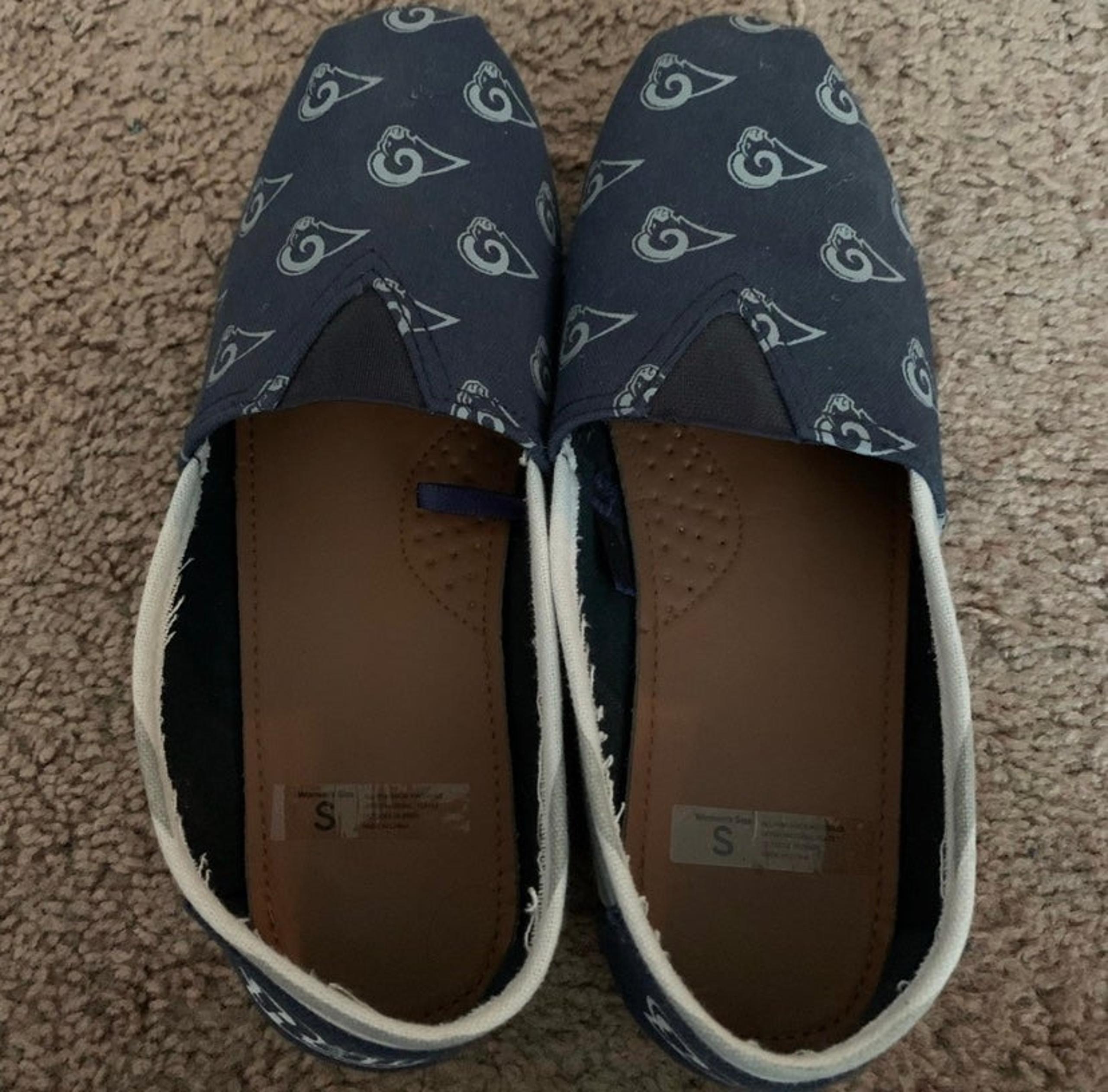 Women's Los Angeles Rams NFL canvas Slip On Shoe size small /6