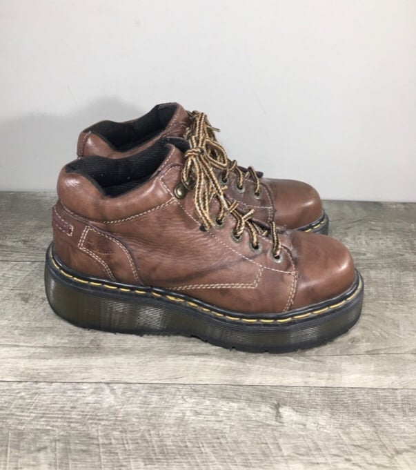 Vintage Docs Dr. Martens 9868 Brown Leather Women's Combat Punk Boots 5 UK 7 US
