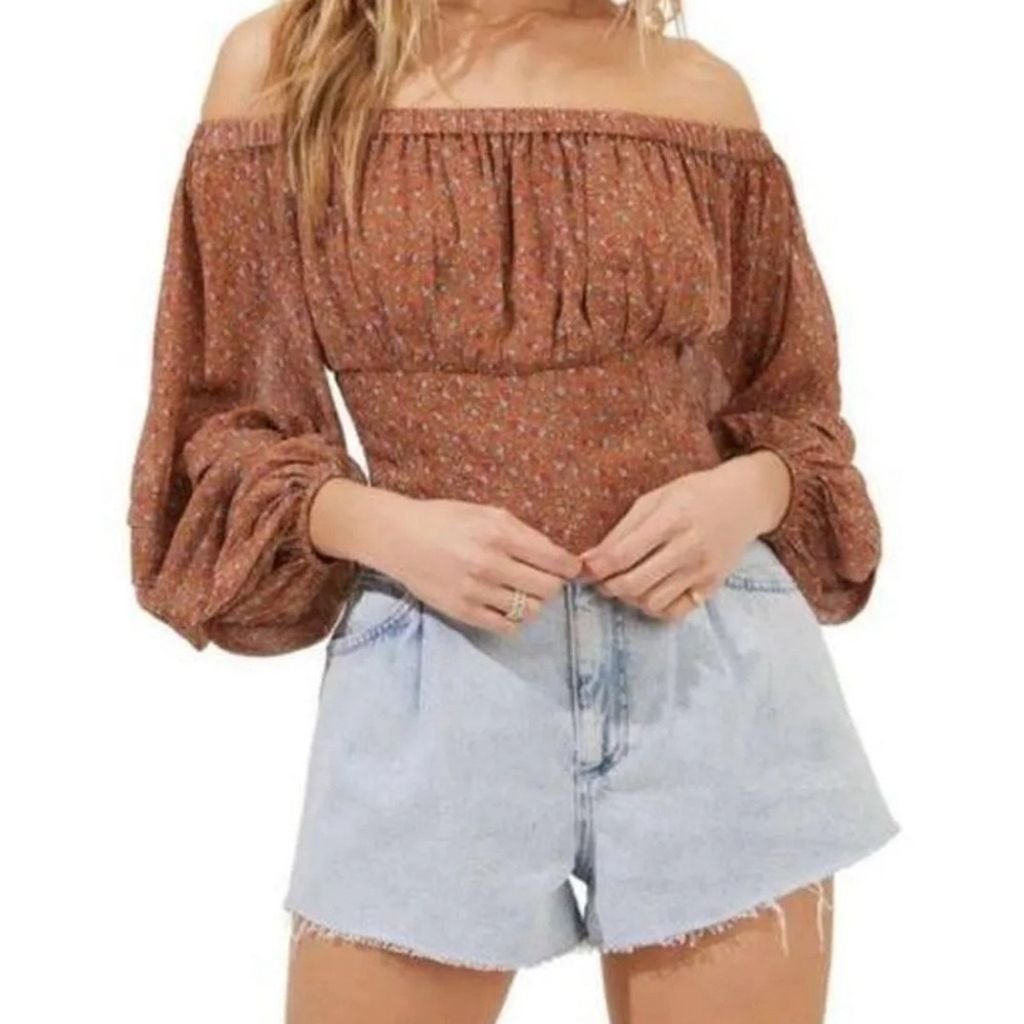 ASTR the label off the shoulder boho floral chiffon sleeve crop top M