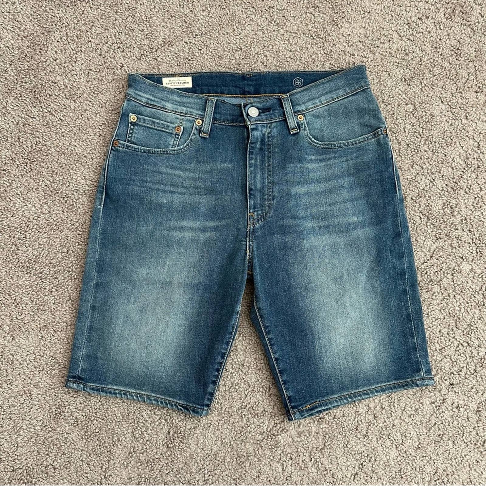 Levi’s Premium Short Womens W30 Denim Bermuda