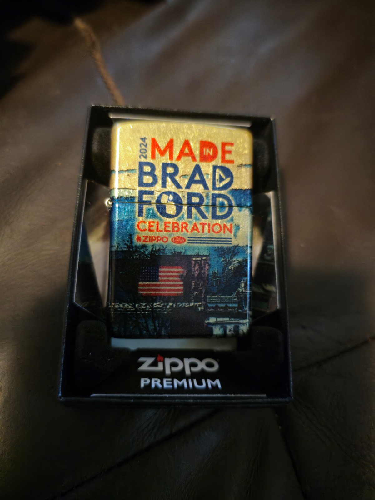 Rare Limited Release Of 100 Lp4 Made In Bradford Color 540 Zippo