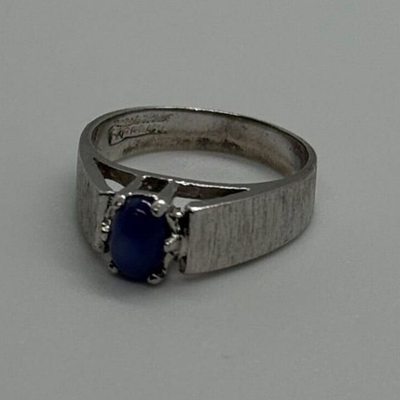 925 STERLING SILVER  BLUE STAR SAPPHIRE RING SIZE 4