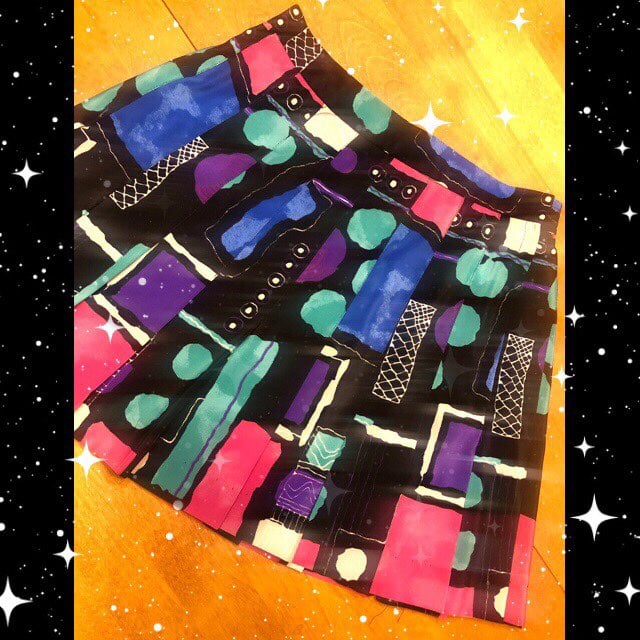 Vintage funky printed pleated tennis skirt