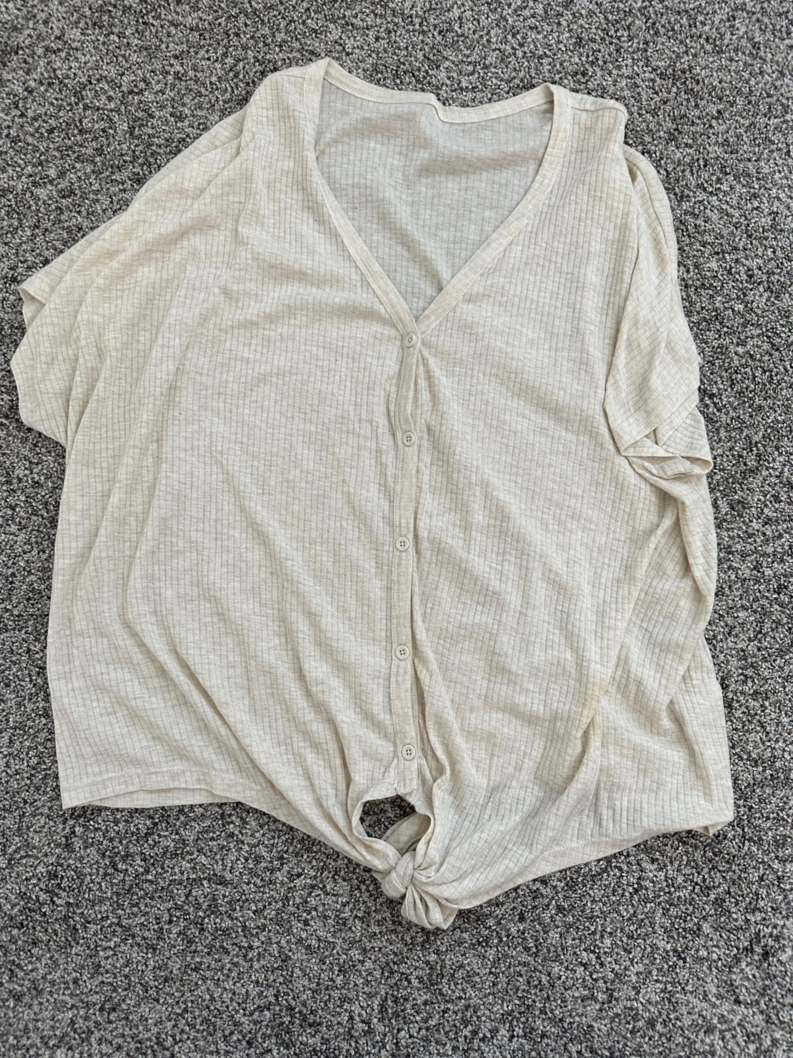 Short sleeve tee