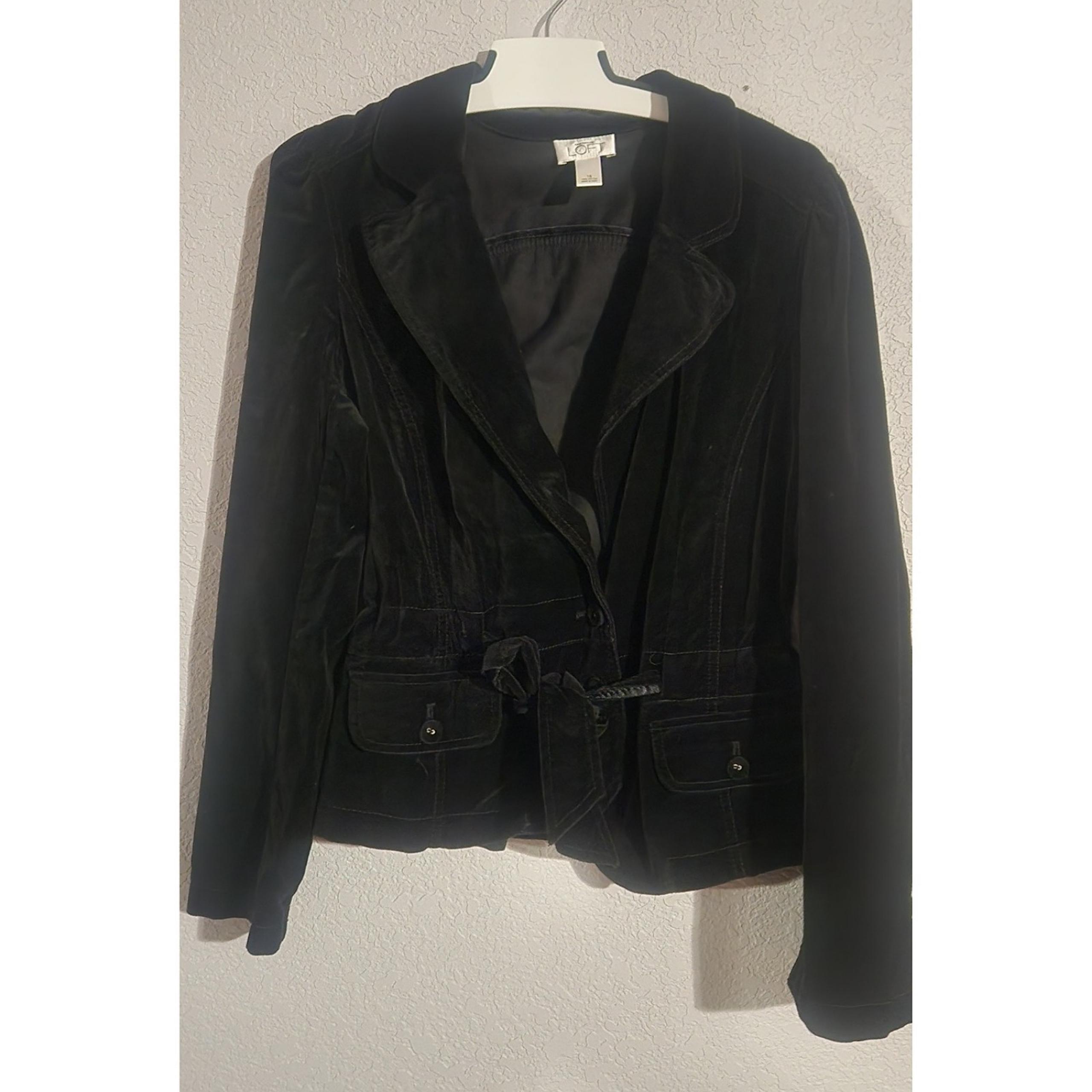 Loft Women's Black Velvet Jacket Blazer