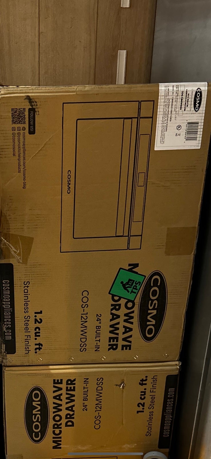 Cosmo Built In Oven 24” BRAND NEW NEVER OPENED