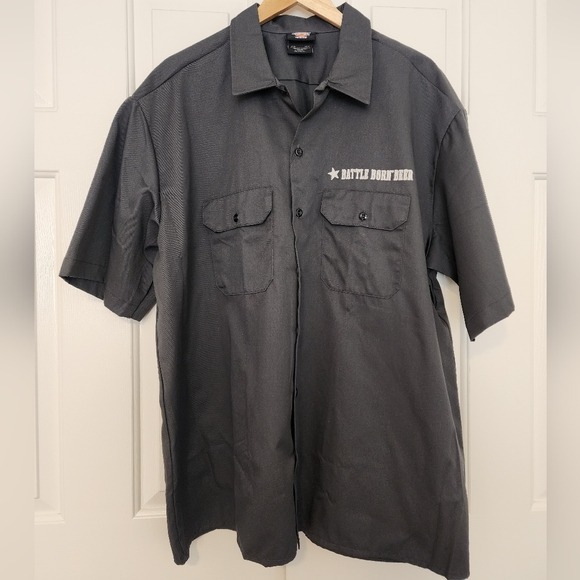 Dickies Battle Born Beer Gray Button Down Collar Shirt NWOT Size XL