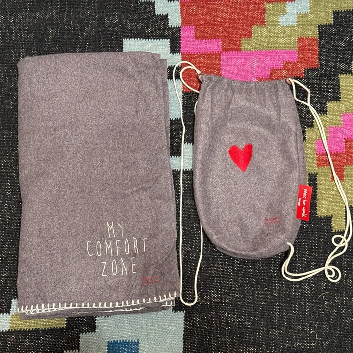 Peace Love World, 40 x70 Travel Throw with Carry Bag, Grey