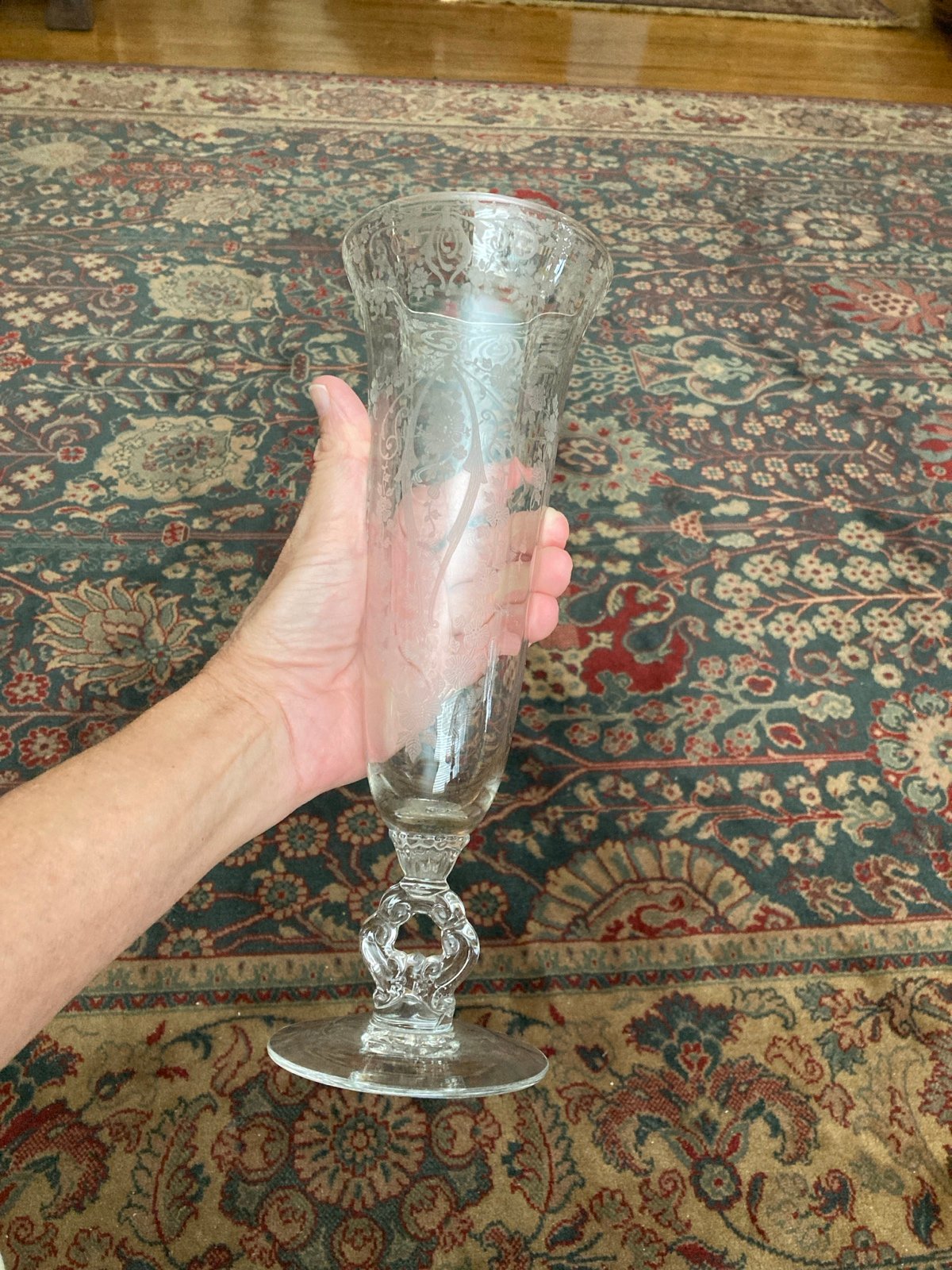 Vintage Cambridge Diane Etched keyhole vase clear glass