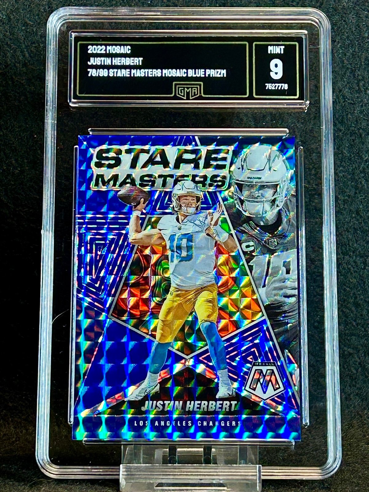 2022 justin herbert Mosaic Blue Prizm /99
