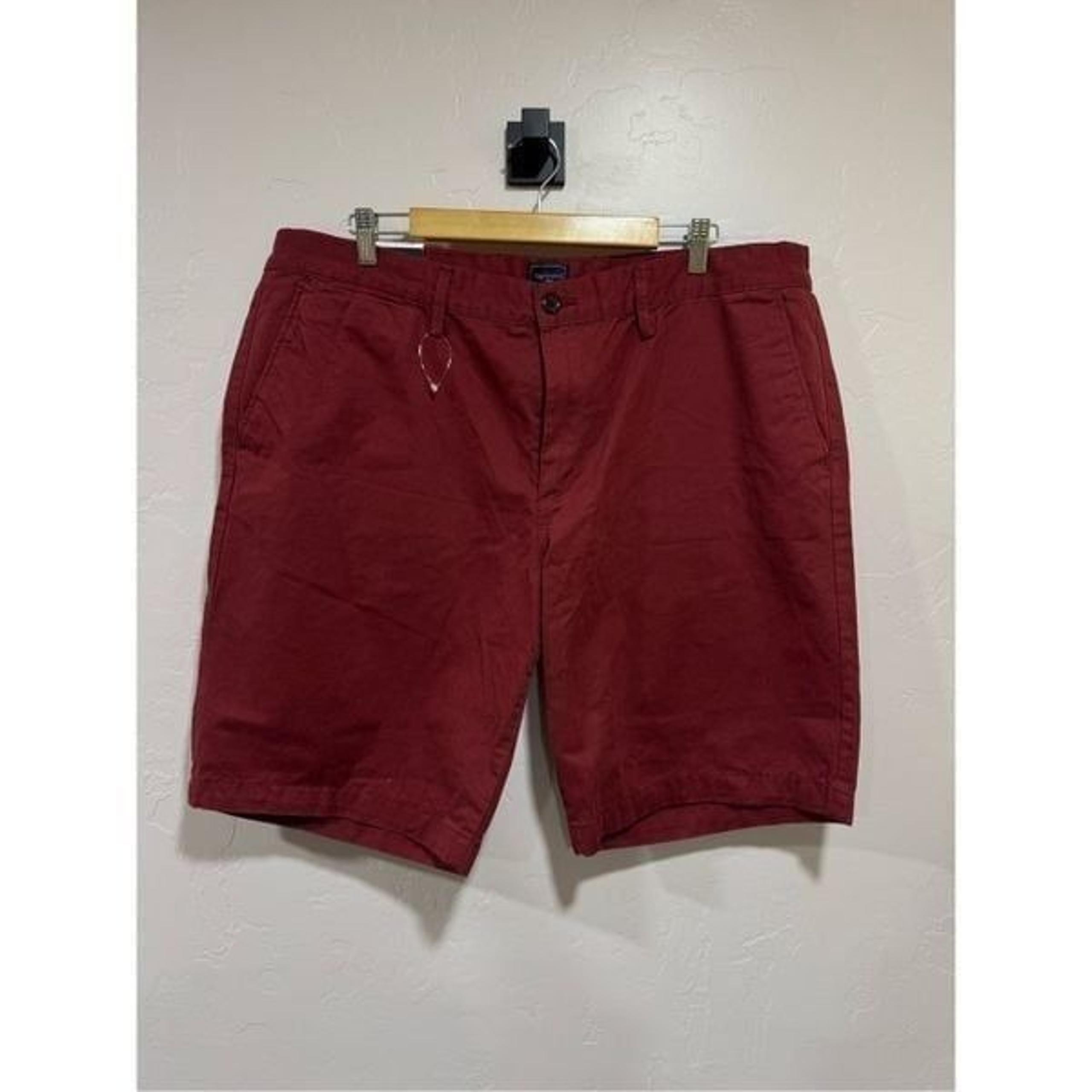 New Gap Khakis Size 40