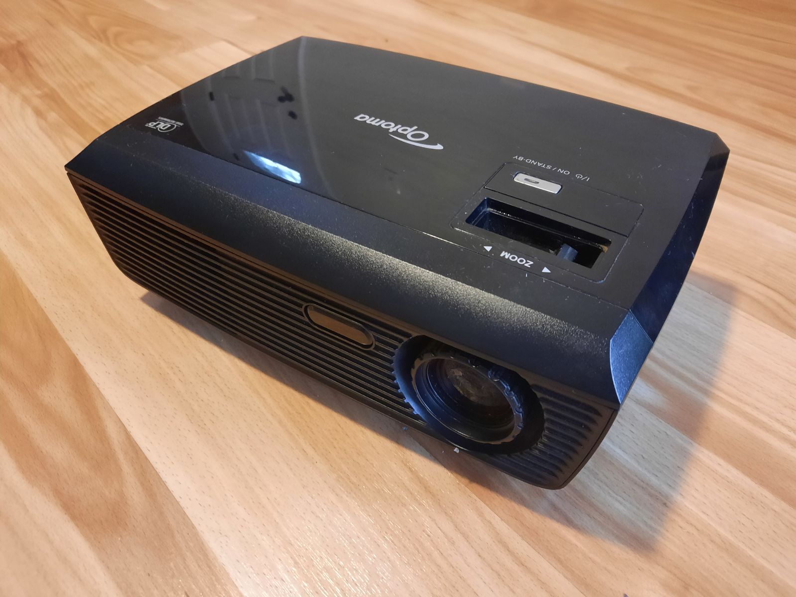 Optoma projector