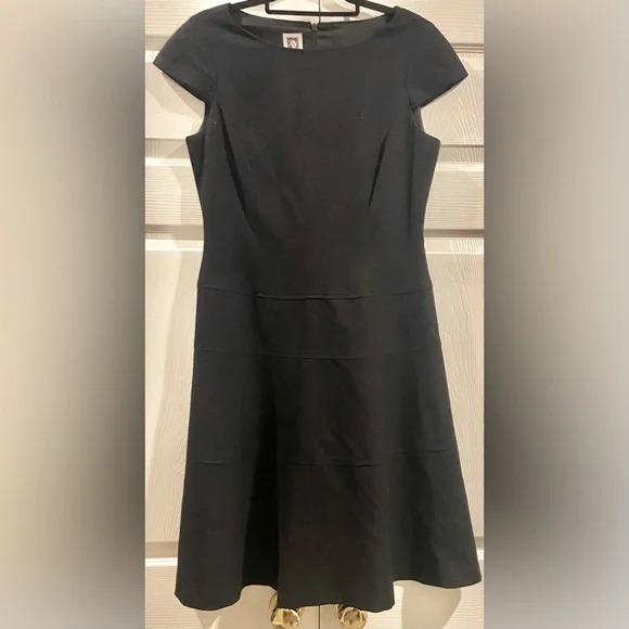 Black Cap Sleeve