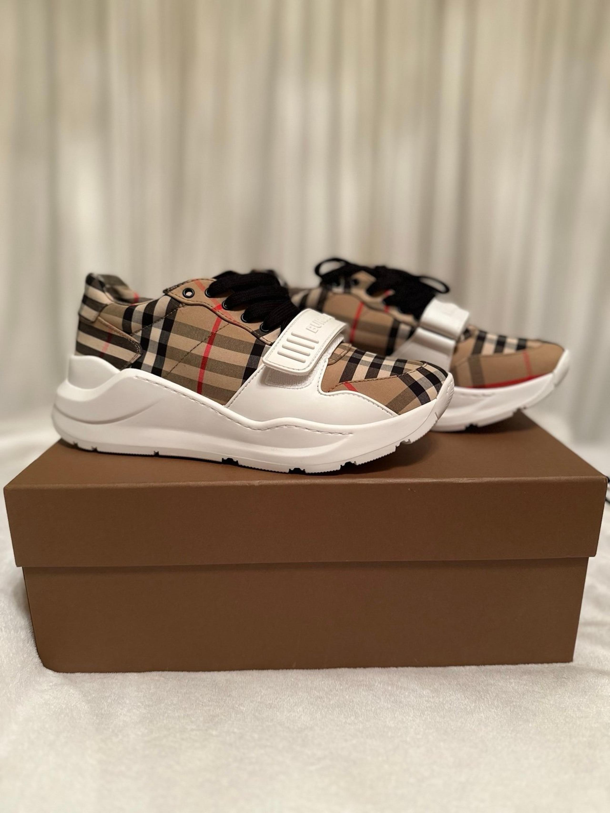 Burberry Women Regis Vintage Check Sneaker // Size 38.5