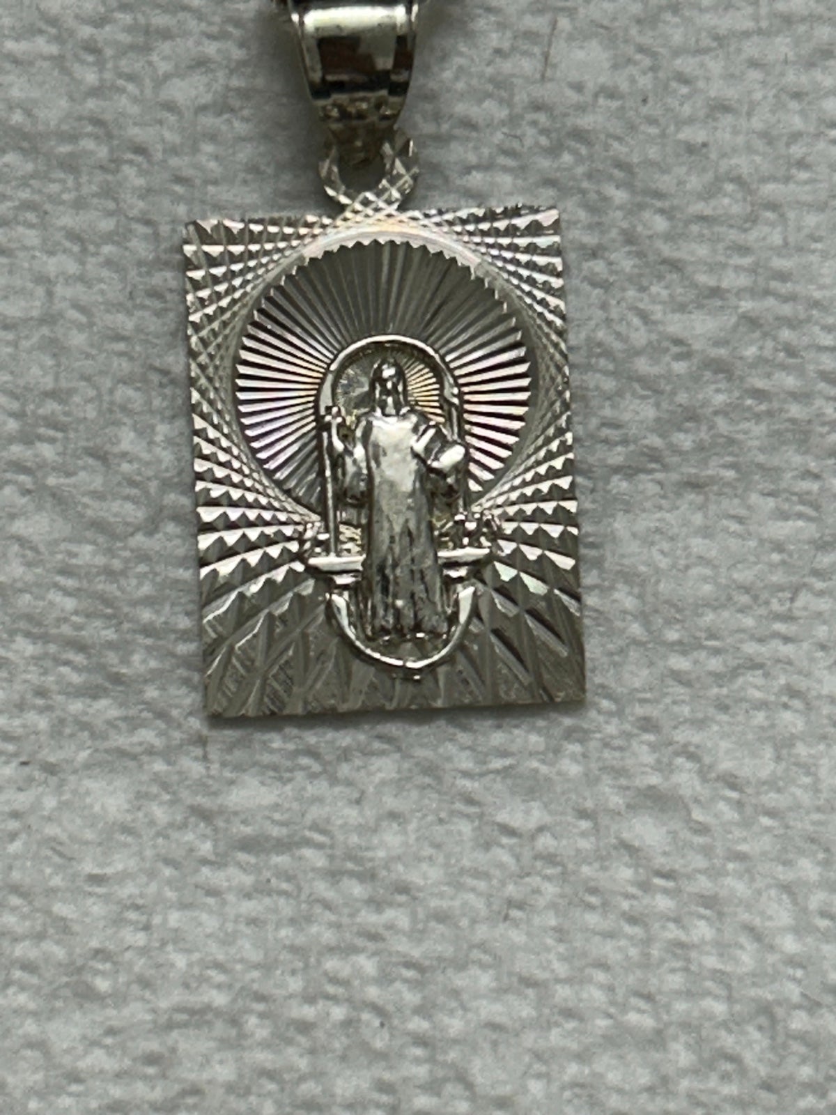 925 sterling silver necklace with chain