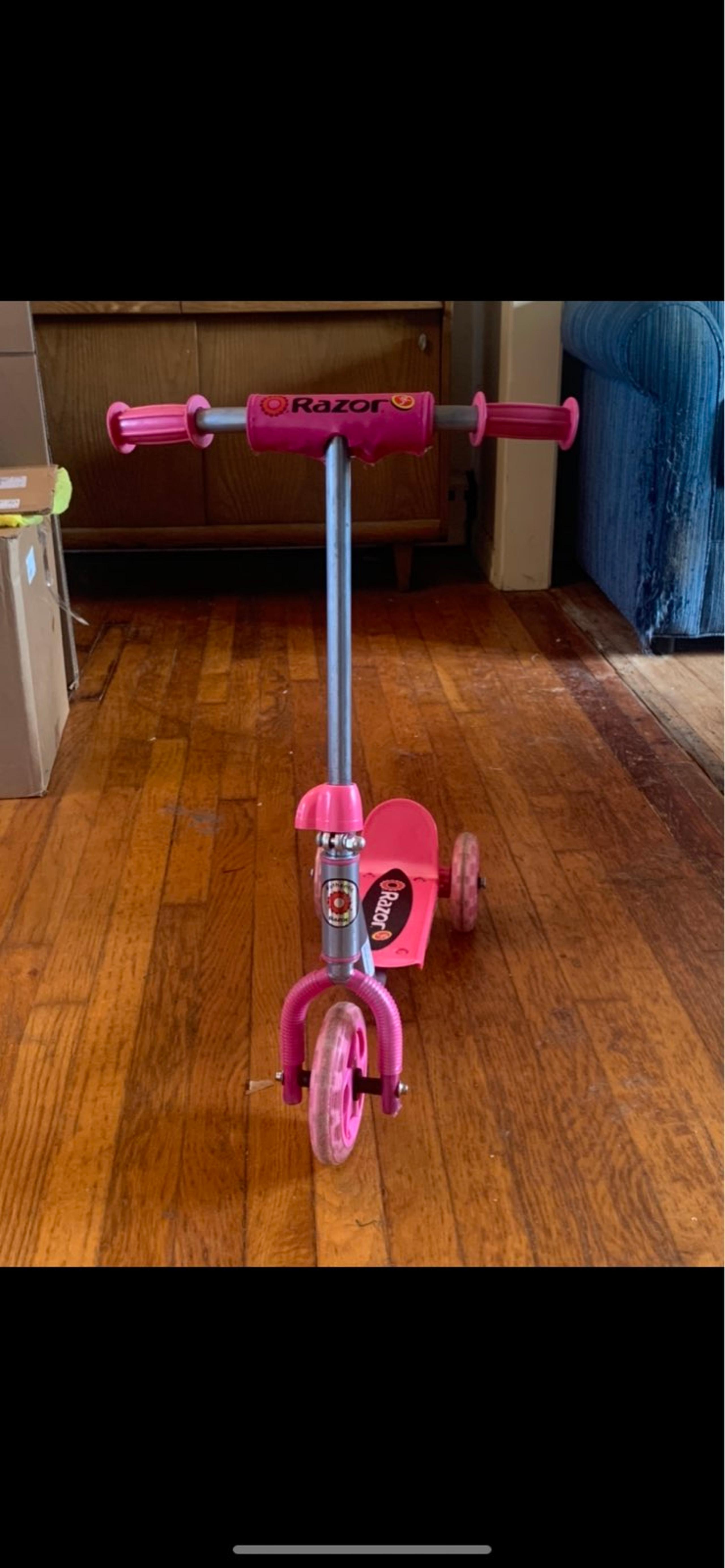 Razor Jr. Scooter (Pink)