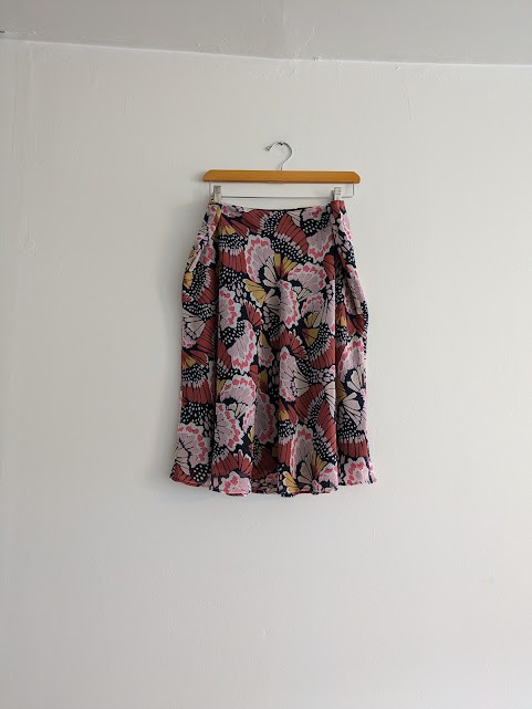 NWT Boden Navy Blue Floral and Butterfly Print Skirt Size 10