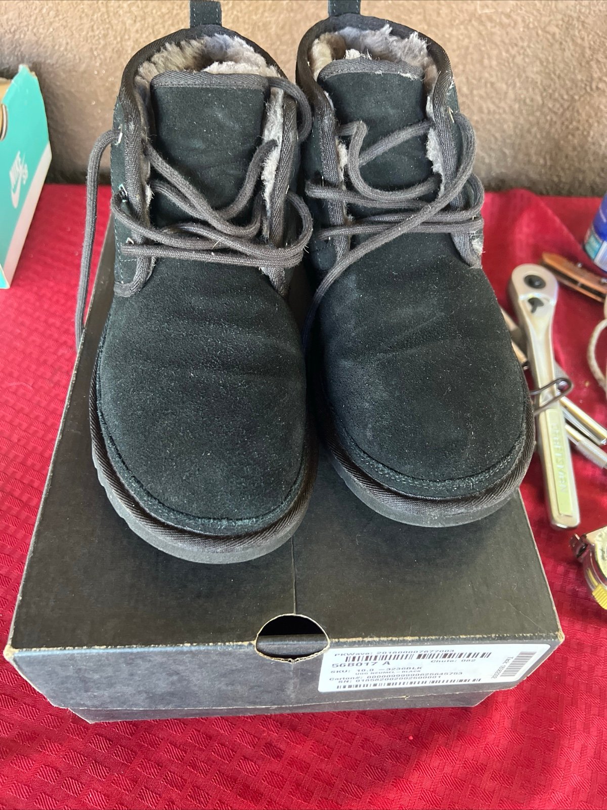 UGG Australia Neumel Chukka Boot for Men, Size 10 - Black